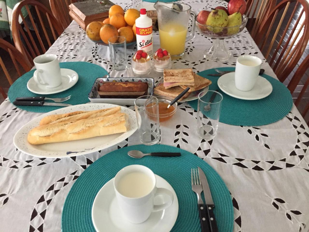 مبيت وإفطار أسونسيون Granados المظهر الخارجي الصورة
